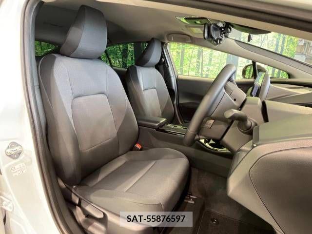 Toyota PRIUS 2023-06 322651-8