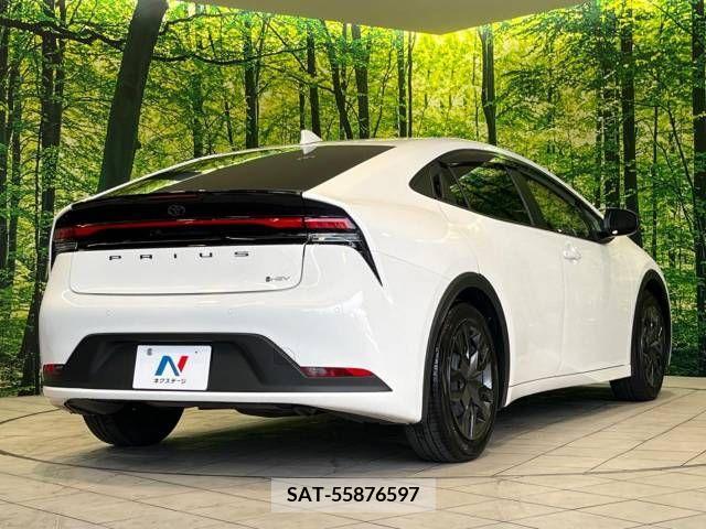 Toyota PRIUS 2023-06 322651-17