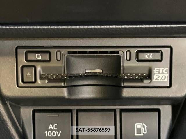 Toyota PRIUS 2023-06 322651-5