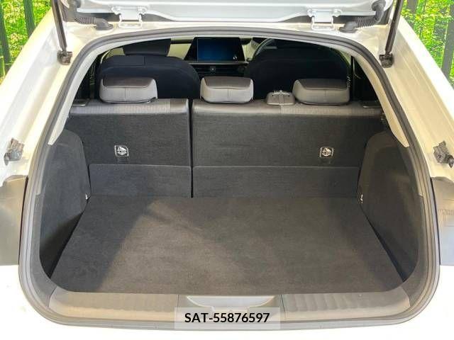 Toyota PRIUS 2023-06 322651-10