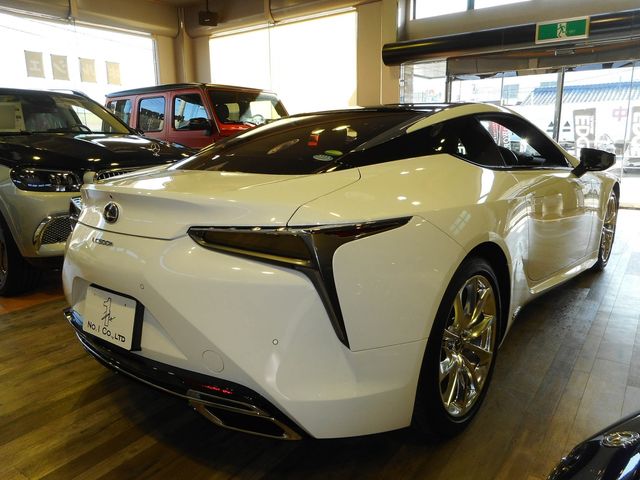 Lexus LC 2018-02 189911-2