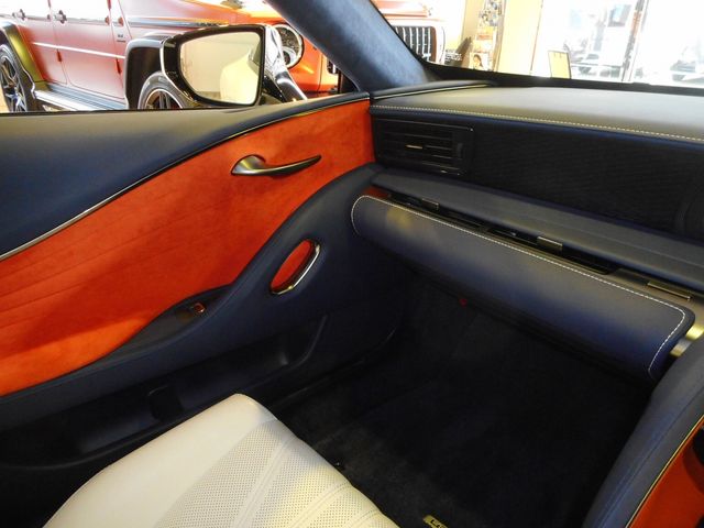 Lexus LC 2018-02 189911-17
