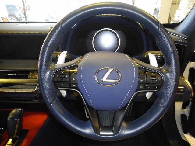 Lexus LC 2018-02 189911-19