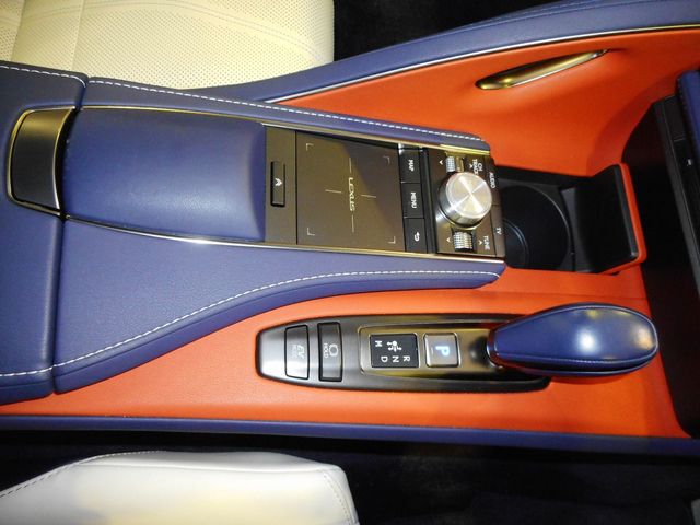 Lexus LC 2018-02 189911-16