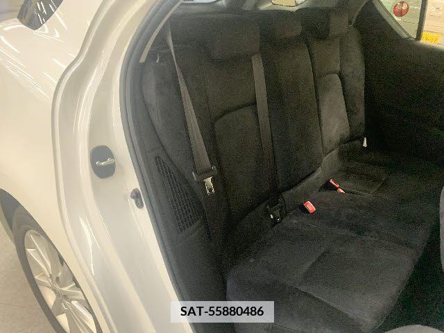 Lexus CT 2012-09 387922-3