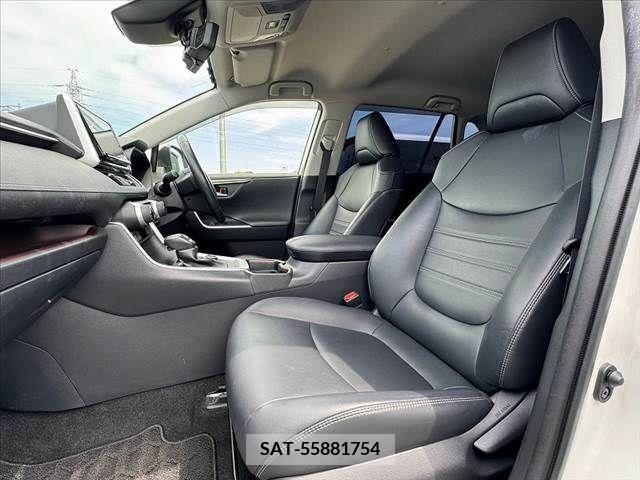 Toyota RAV4 2019-06 227953-16