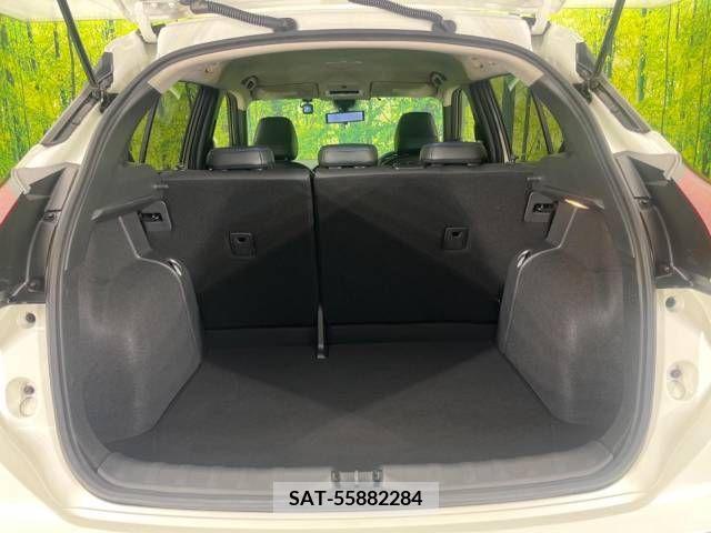 Nissan KICKS 2021-12 382206-10