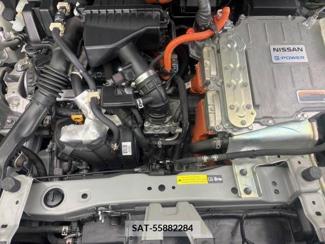Nissan KICKS 2021-12 382206-18