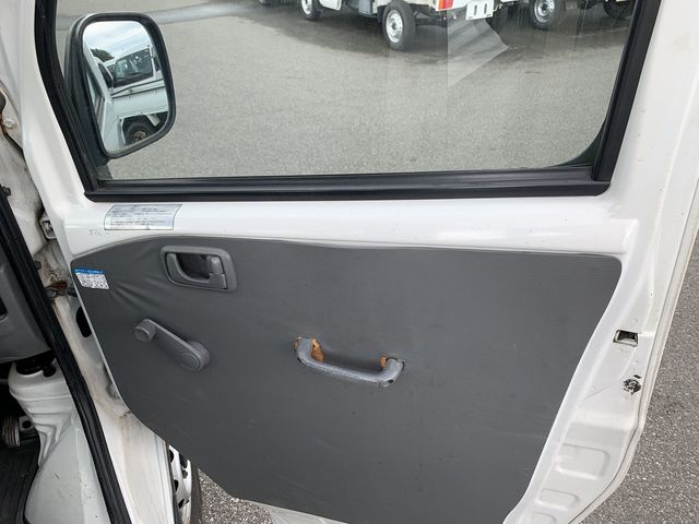Mitsubishi MINICAB TRUCK 2002-07 2481-21