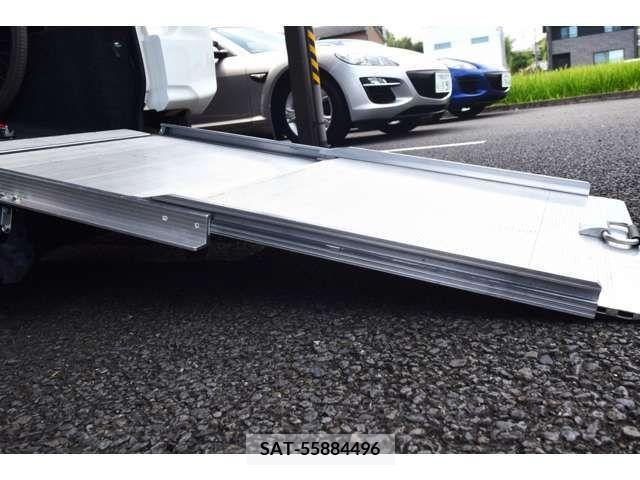 Daihatsu TANTO 2016-06 369322-17