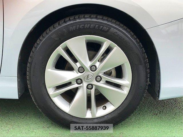 Lexus HS 2011-11 387627-26