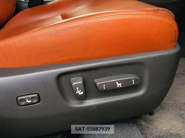 Lexus HS 2011-11 387627-24