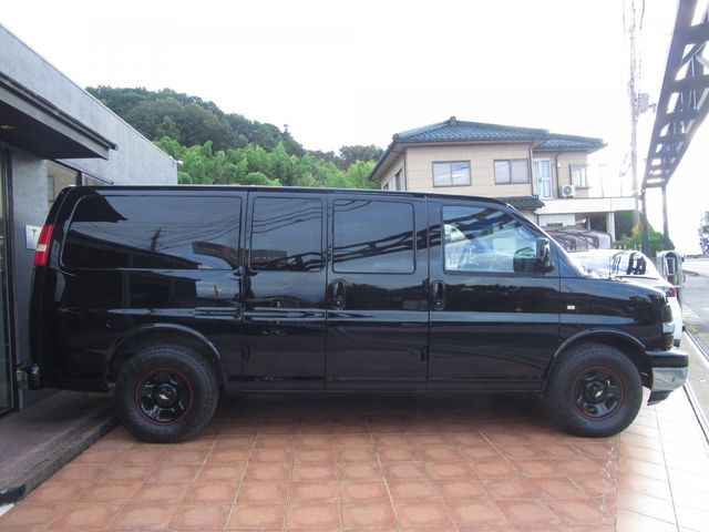 Chevrolet EXPRESS 2010-06 16722-6