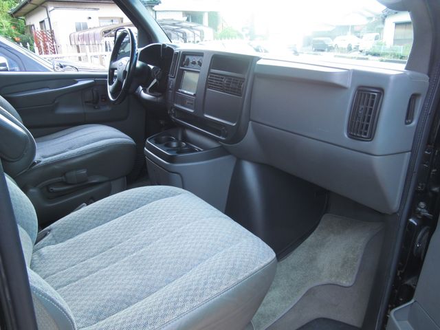 Chevrolet EXPRESS 2010-06 16722-10