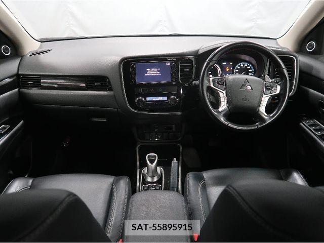Mitsubishi OUTLANDER PHEV 2016-07 247524-2