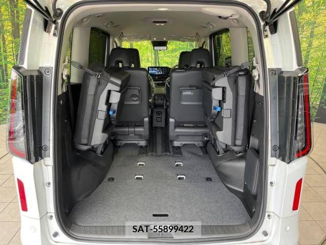Nissan SERENA 2022-12 341996-10