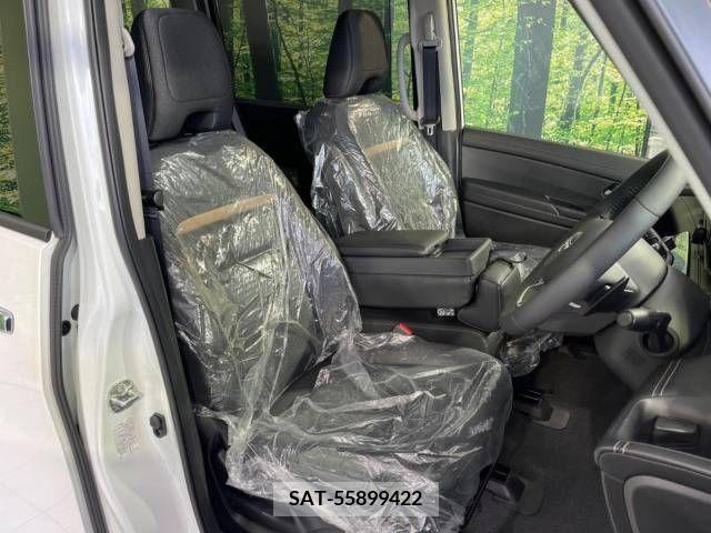 Nissan SERENA 2022-12 341996-8
