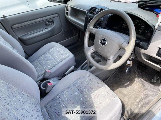 Mazda DEMIO 2000-01 302270-1