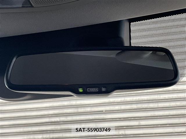 Mitsubishi OUTLANDER PHEV 2018-02 303561-14