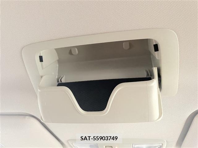 Mitsubishi OUTLANDER PHEV 2018-02 303561-18