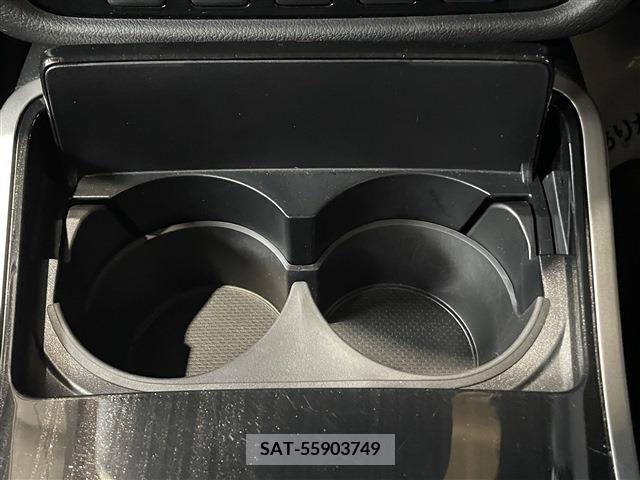 Mitsubishi OUTLANDER PHEV 2018-02 303561-16