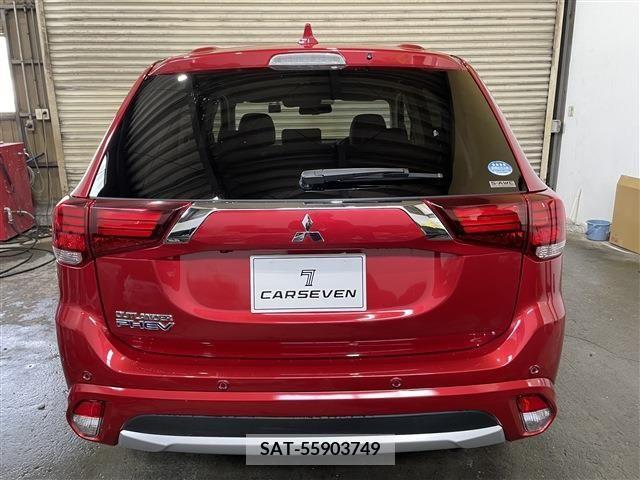 Mitsubishi OUTLANDER PHEV 2018-02 303561-5
