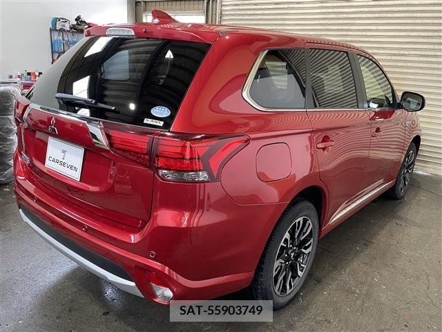 Mitsubishi OUTLANDER PHEV 2018-02 303561-4
