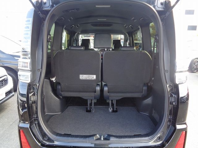 Toyota VOXY 2020-11 17163-7