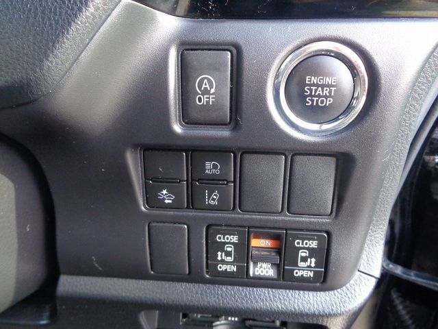 Toyota VOXY 2020-11 17163-14