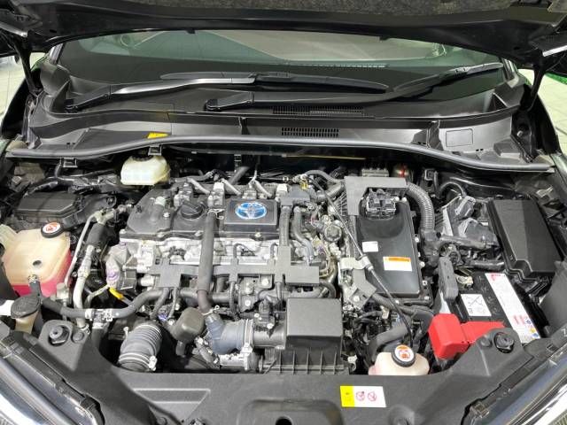 Toyota C-HR 2018-08 19542-18