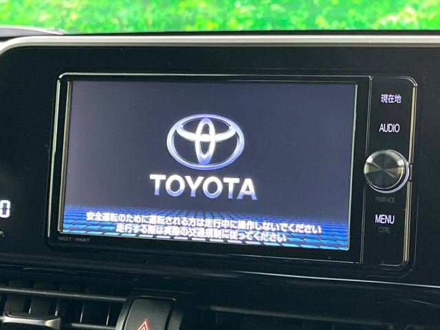 Toyota C-HR 2018-08 19542-3