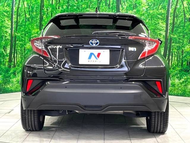 Toyota C-HR 2018-08 19542-15