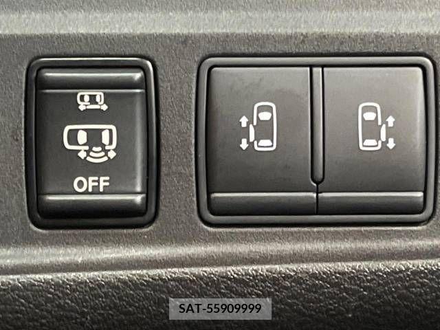 Nissan SERENA 2018-08 324969-5