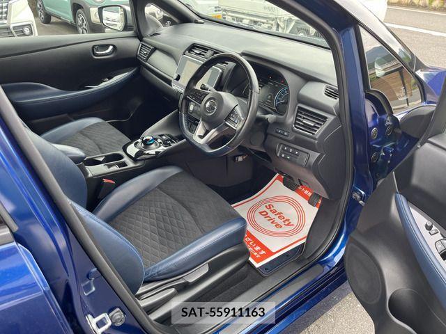 Nissan LEAF 2020-02 335921-4