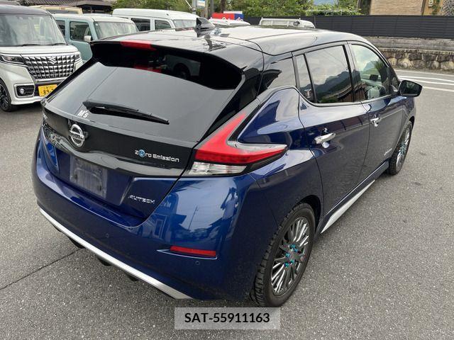 Nissan LEAF 2020-02 335921-3