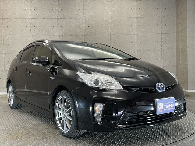 Toyota PRIUS 2012-08 10743-10