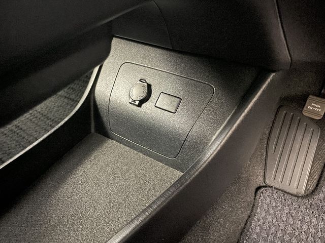 Toyota PRIUS 2012-08 10743-27