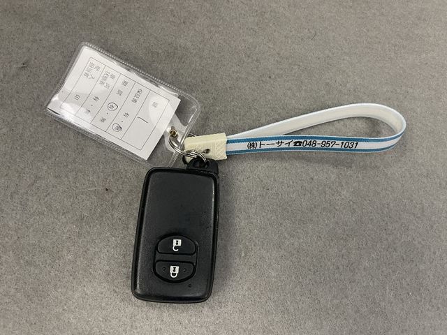 Toyota PRIUS 2012-08 10743-25