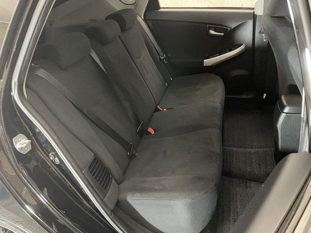Toyota PRIUS 2012-08 10743-4