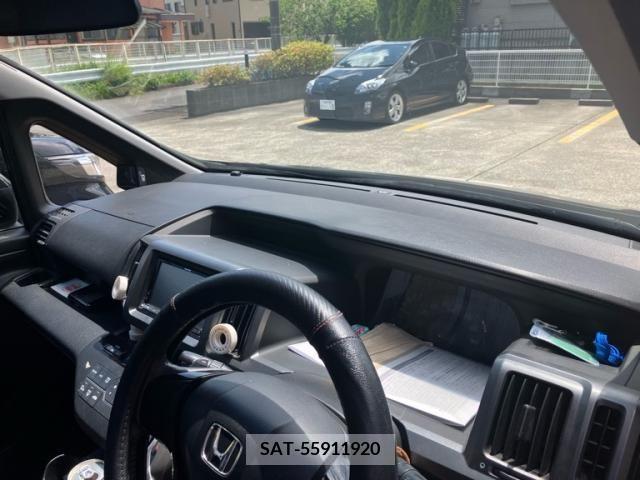 Honda e 2010-04 394334-10