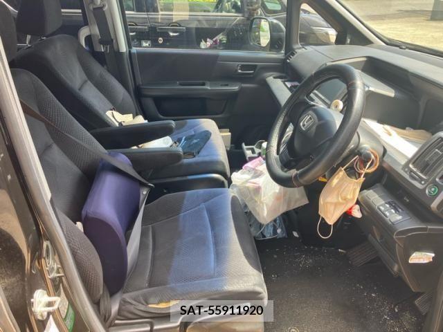 Honda e 2010-04 394334-9