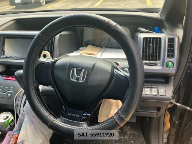 Honda e 2010-04 394334-16