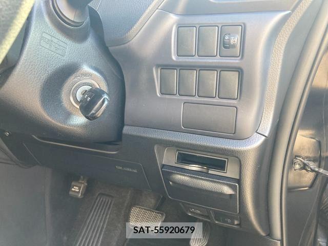 Toyota NOAH 2014-05 206470-12