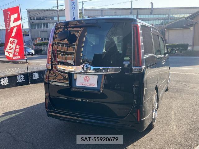 Toyota NOAH 2014-05 206470-5