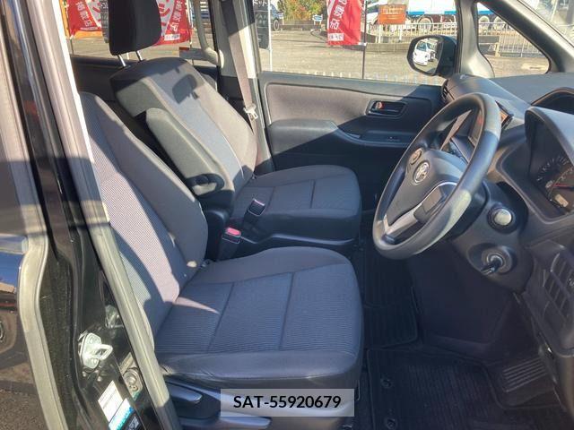 Toyota NOAH 2014-05 206470-11
