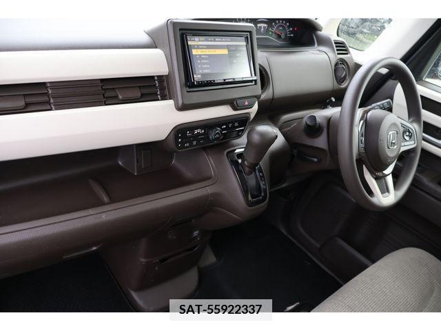 Honda N BOX 2021-06 335715-1