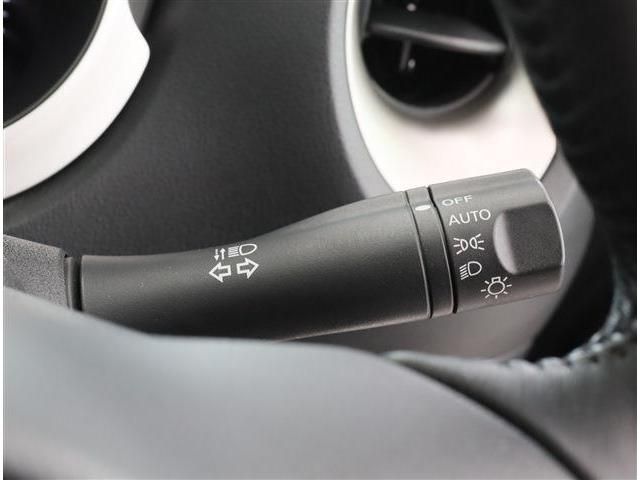 Nissan JUKE 2016-02 21191-27
