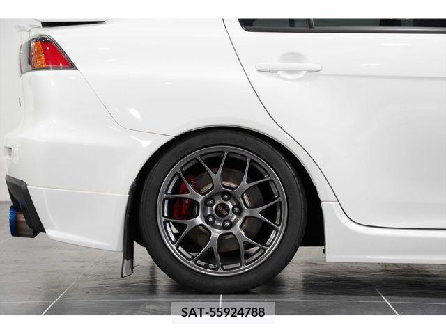 Mitsubishi LANCER 2015-12 210072-10