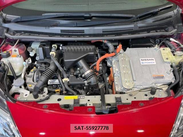 Nissan NOTE 2018-01 365404-18