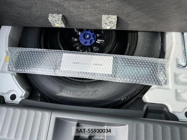 Toyota PRIUS 2023-07 281767-27
